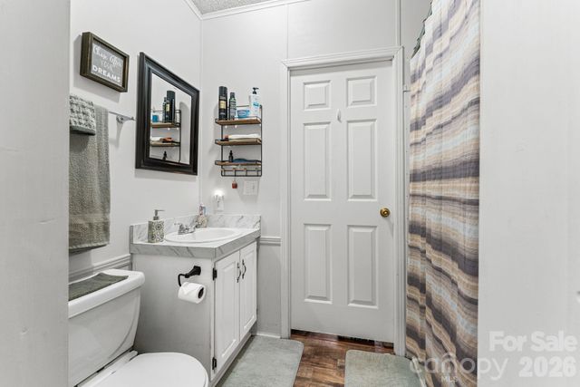 121 Regatta Lane, Mooresville, NC 28115
