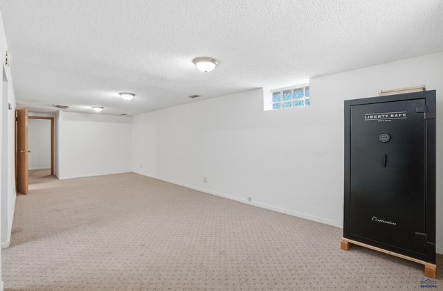 1739 LODGE, Rapid City, SD 57702