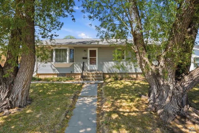 1739 LODGE, Rapid City, SD 57702