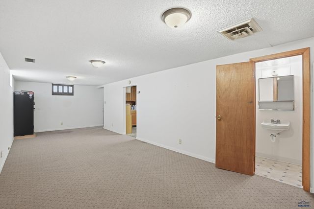 1739 LODGE, Rapid City, SD 57702