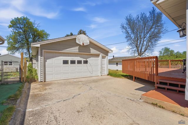 1739 LODGE, Rapid City, SD 57702