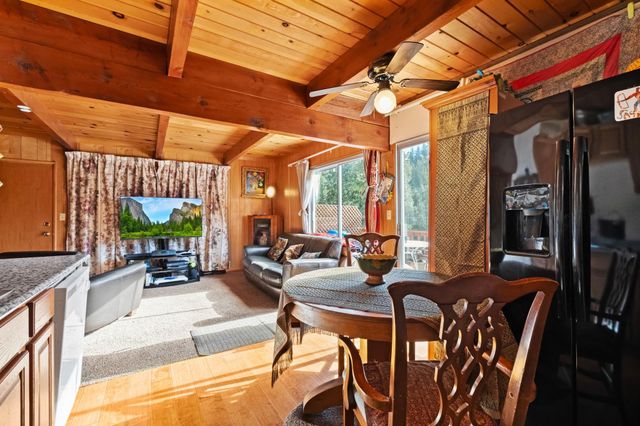 26039 Long Barn Rd, Long Barn, CA 95335