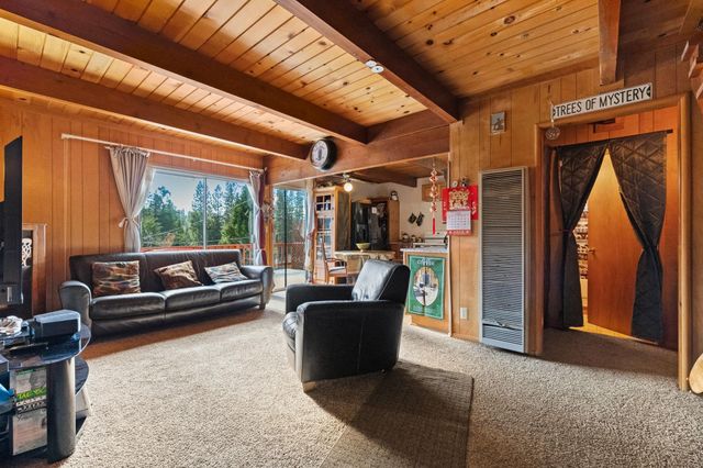 26039 Long Barn Rd, Long Barn, CA 95335