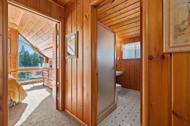 26039 Long Barn Rd, Long Barn, CA 95335