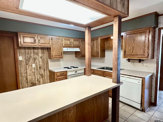 23317 Elbow Creek Drive, Gladewater, TX 75647