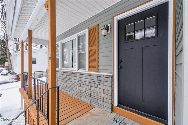 14 Sherri Drive, Saratoga Springs, NY 12866