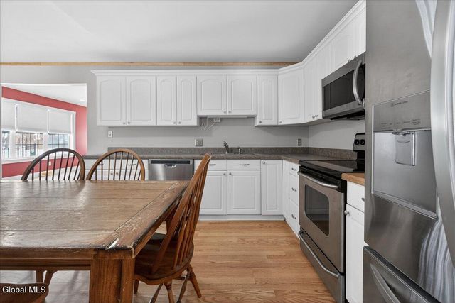 14 Sherri Drive, Saratoga Springs, NY 12866