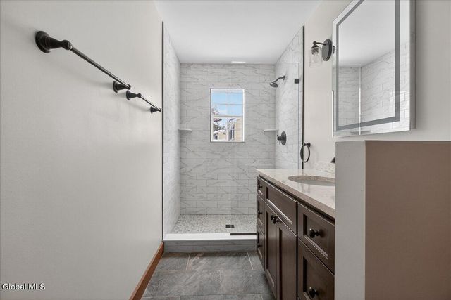 14 Sherri Drive, Saratoga Springs, NY 12866