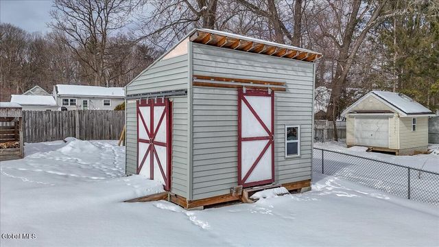 14 Sherri Drive, Saratoga Springs, NY 12866