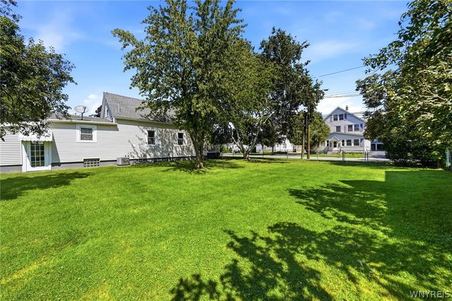 93 Cleveland Avenue, Tonawanda, NY 14150