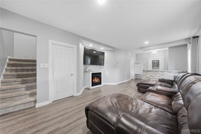 93 Cleveland Avenue, Tonawanda, NY 14150