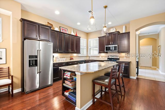 304 Hampton Lake Xing, Bluffton, SC 29910