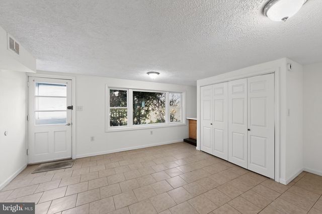 1567 SUGARTOWN RD, Paoli, PA 19301