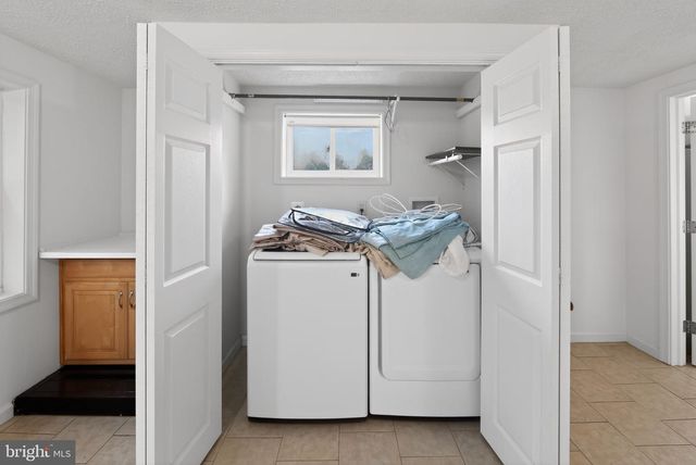 1567 SUGARTOWN RD, Paoli, PA 19301