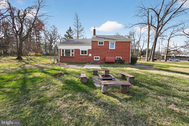 1567 SUGARTOWN RD, Paoli, PA 19301