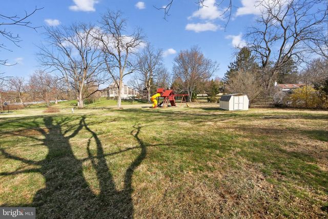 1567 SUGARTOWN RD, Paoli, PA 19301