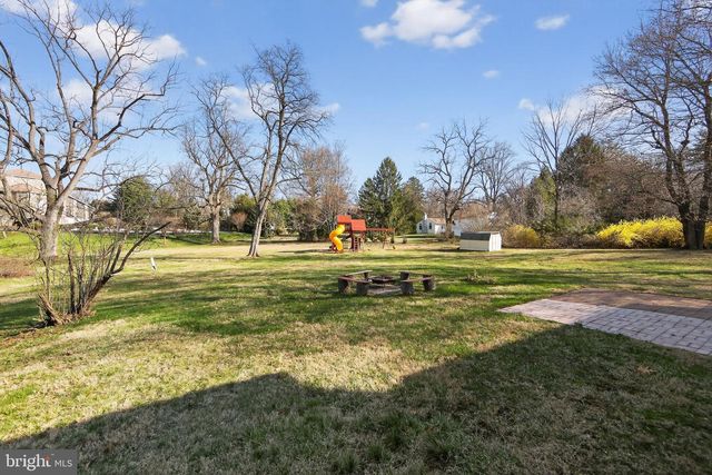 1567 SUGARTOWN RD, Paoli, PA 19301