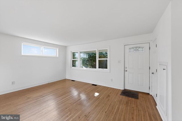 1567 SUGARTOWN RD, Paoli, PA 19301