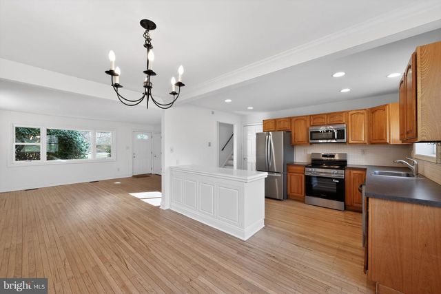 1567 SUGARTOWN RD, Paoli, PA 19301