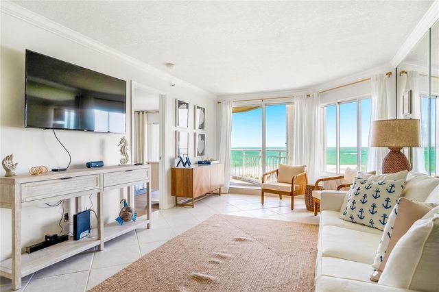 3870 N HIGHWAY A1A 405, Fort Pierce, FL 34949