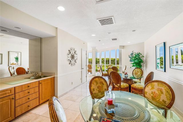 3870 N HIGHWAY A1A 405, Fort Pierce, FL 34949