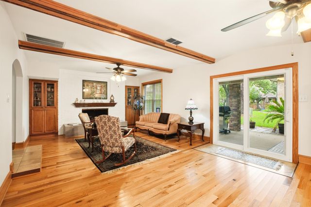 2807 Quail Hollow Drive, Missouri City, TX 77459