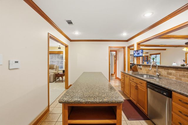 2807 Quail Hollow Drive, Missouri City, TX 77459