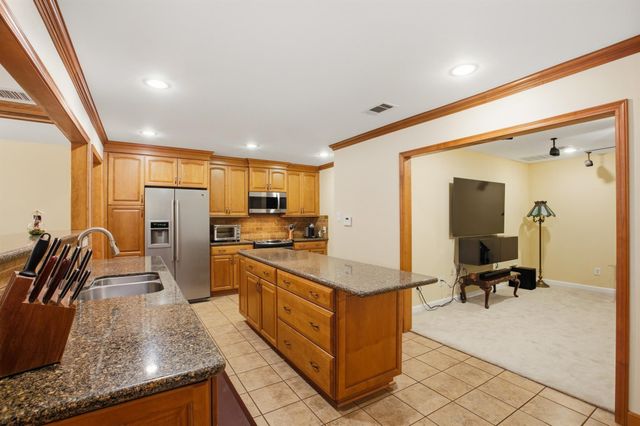 2807 Quail Hollow Drive, Missouri City, TX 77459