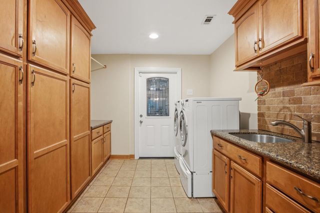 2807 Quail Hollow Drive, Missouri City, TX 77459