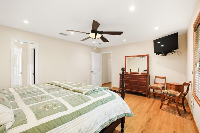 2807 Quail Hollow Drive, Missouri City, TX 77459