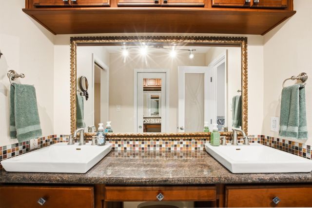 2807 Quail Hollow Drive, Missouri City, TX 77459