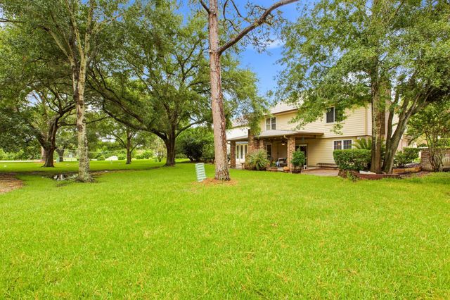 2807 Quail Hollow Drive, Missouri City, TX 77459