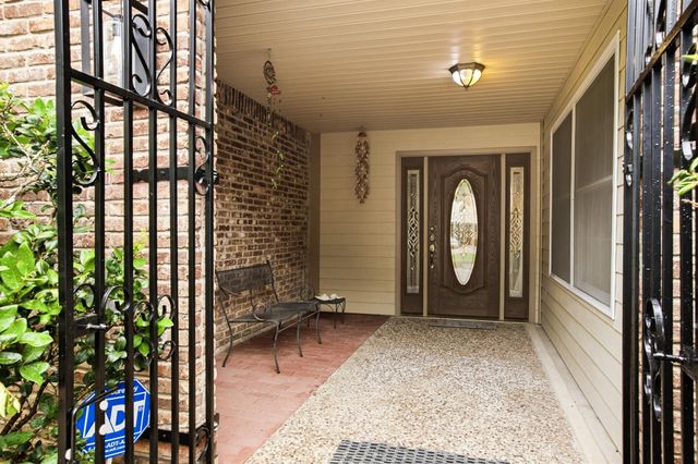 2807 Quail Hollow Drive, Missouri City, TX 77459