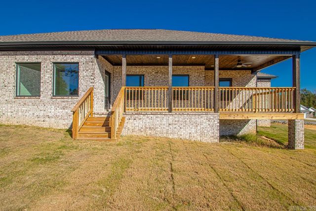 1001 Duke Drive, Bauxite, AR 72011