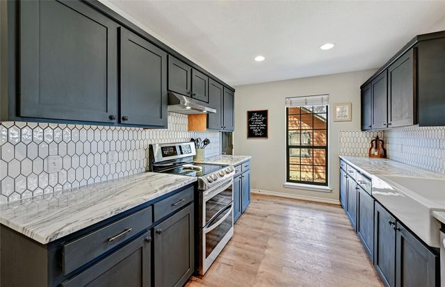 12 Deer Ridge RD, Wimberley, TX 78676