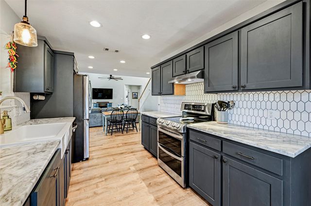 12 Deer Ridge RD, Wimberley, TX 78676