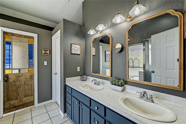 12 Deer Ridge RD, Wimberley, TX 78676