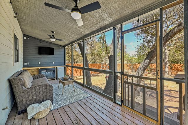 12 Deer Ridge RD, Wimberley, TX 78676