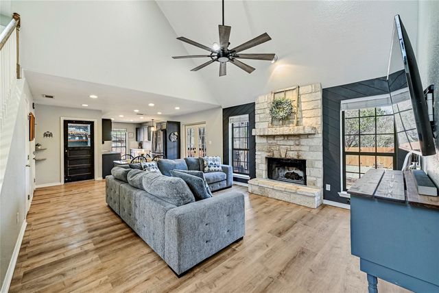 12 Deer Ridge RD, Wimberley, TX 78676