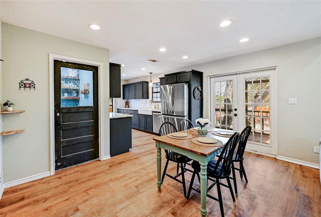 12 Deer Ridge RD, Wimberley, TX 78676