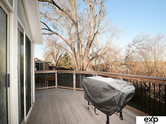 7522 Washington Street, Ralston, NE 68127