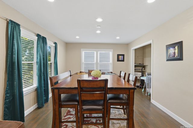 1236 S ACADEMY AVE, New Braunfels, TX 78130