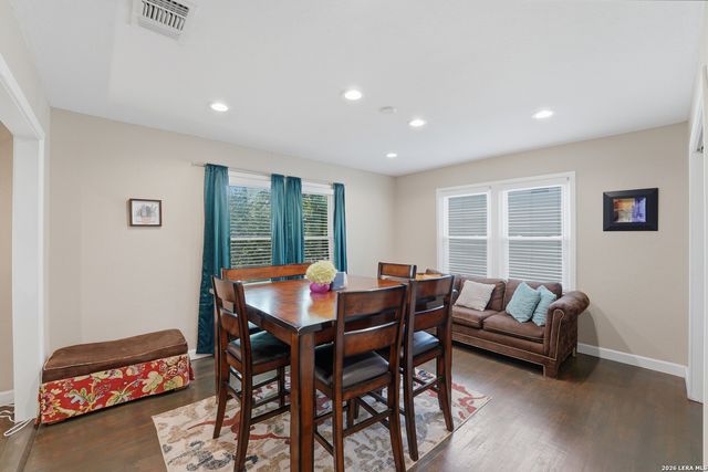 1236 S ACADEMY AVE, New Braunfels, TX 78130