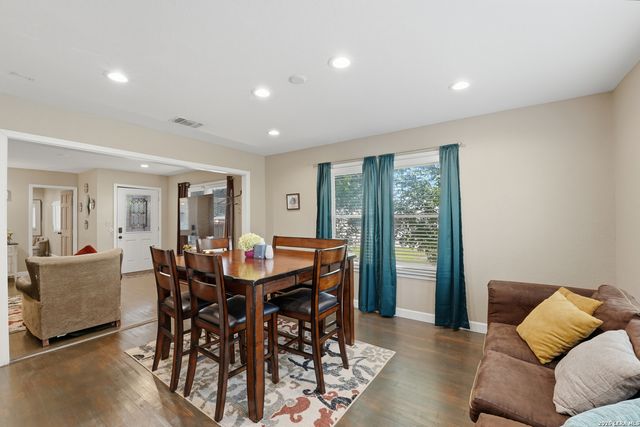 1236 S ACADEMY AVE, New Braunfels, TX 78130
