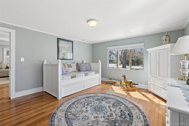 20 Mitchell Road, Westhampton Beach, NY 11978