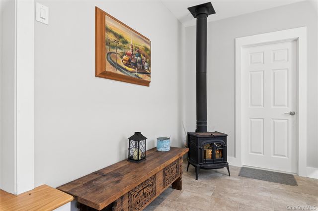20 Mitchell Road, Westhampton Beach, NY 11978