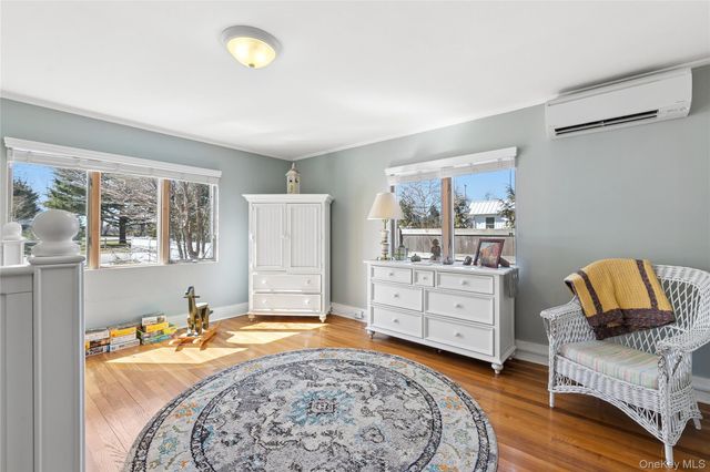 20 Mitchell Road, Westhampton Beach, NY 11978