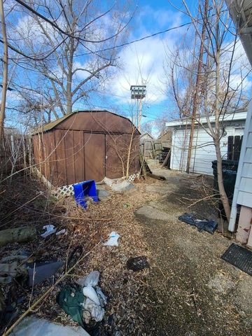 1834 Victoria Avenue, North Chicago, IL 60064