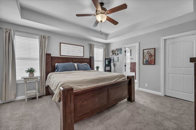 3450 Bradfield Dr, Clarksville, TN 37042