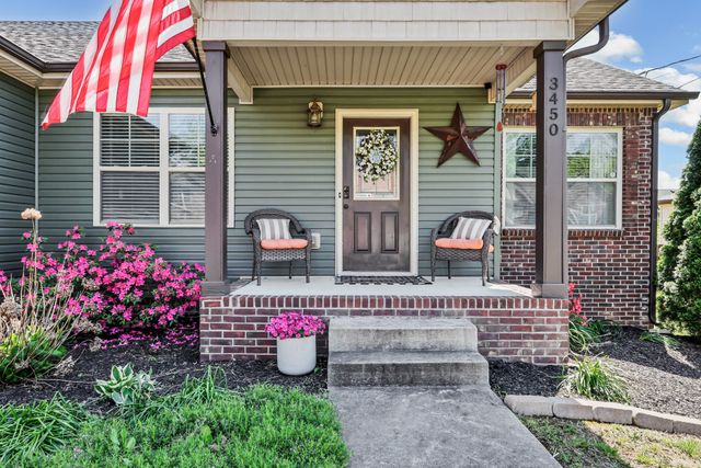 3450 Bradfield Dr, Clarksville, TN 37042